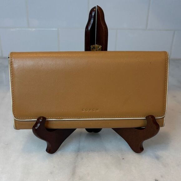 Coach Wallet Leather Vintage Tan Full Sized Bifold Designer Clutch - Picture 1 of 16